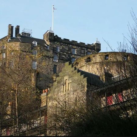 Charming 1 Bed Apartment With Castle View Edinburgh Dış mekan fotoğraf