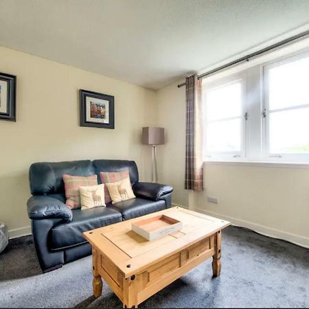 Charming 1 Bed Apartment With Castle View Edinburgh Dış mekan fotoğraf