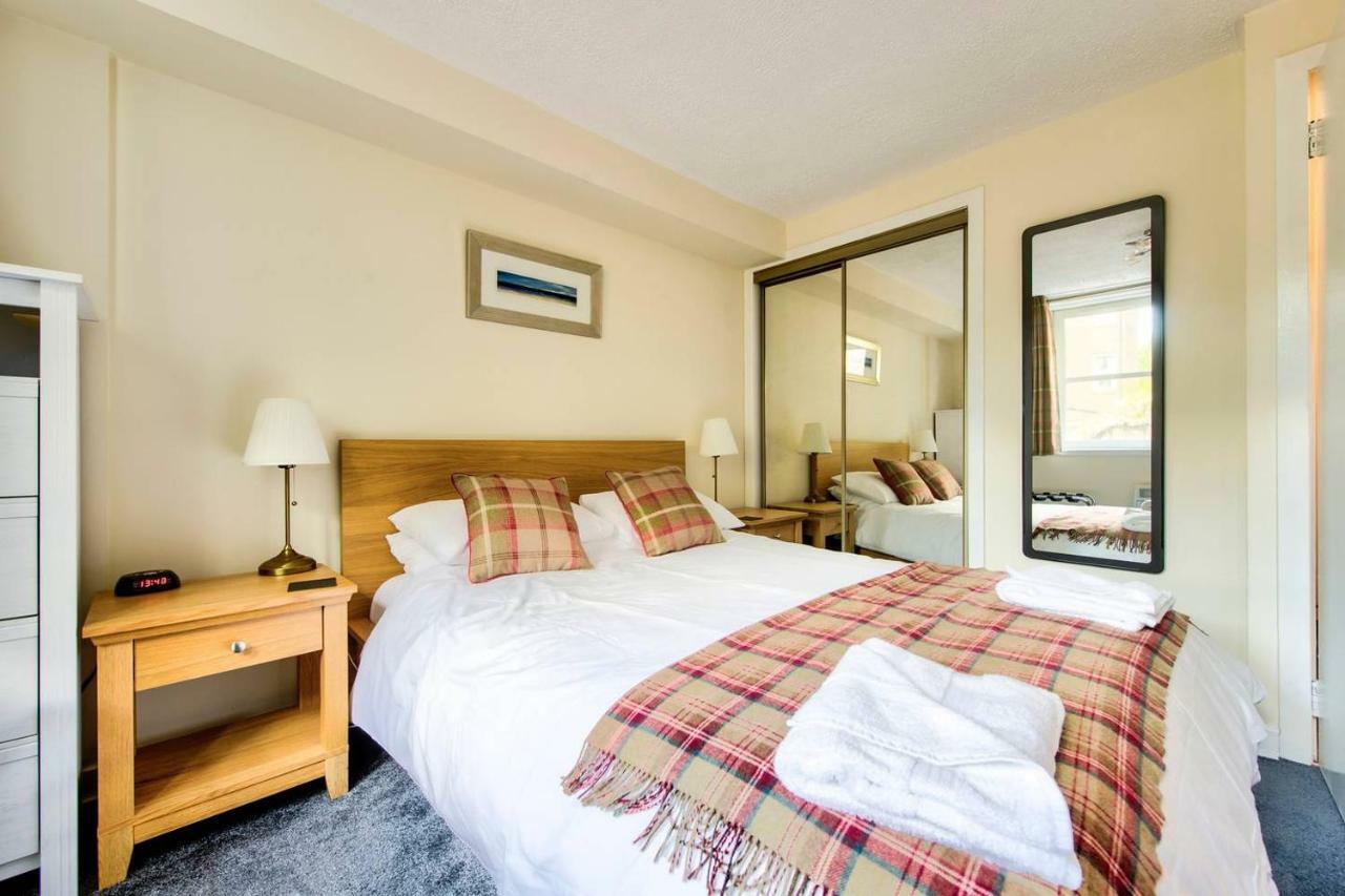Charming 1 Bed Apartment With Castle View Edinburgh Dış mekan fotoğraf