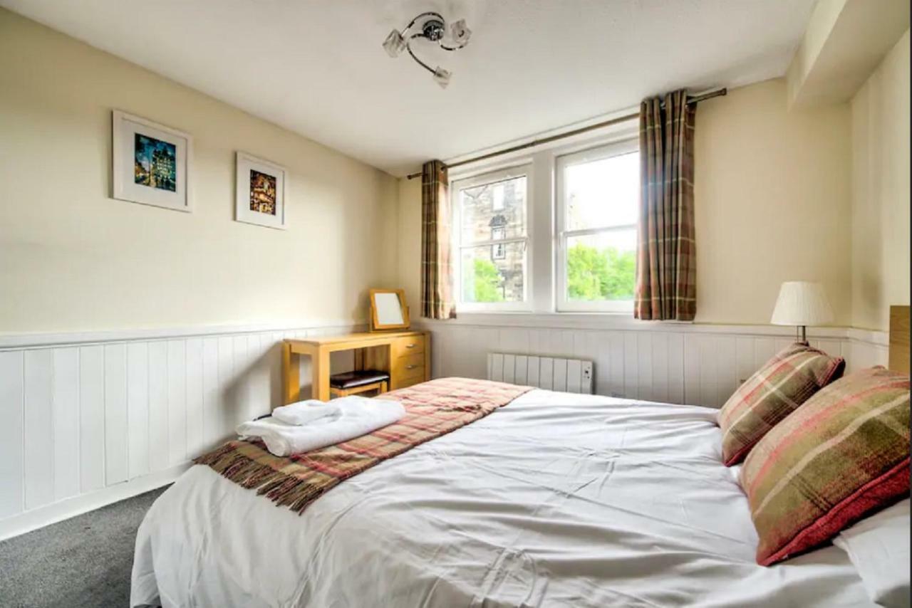 Charming 1 Bed Apartment With Castle View Edinburgh Dış mekan fotoğraf