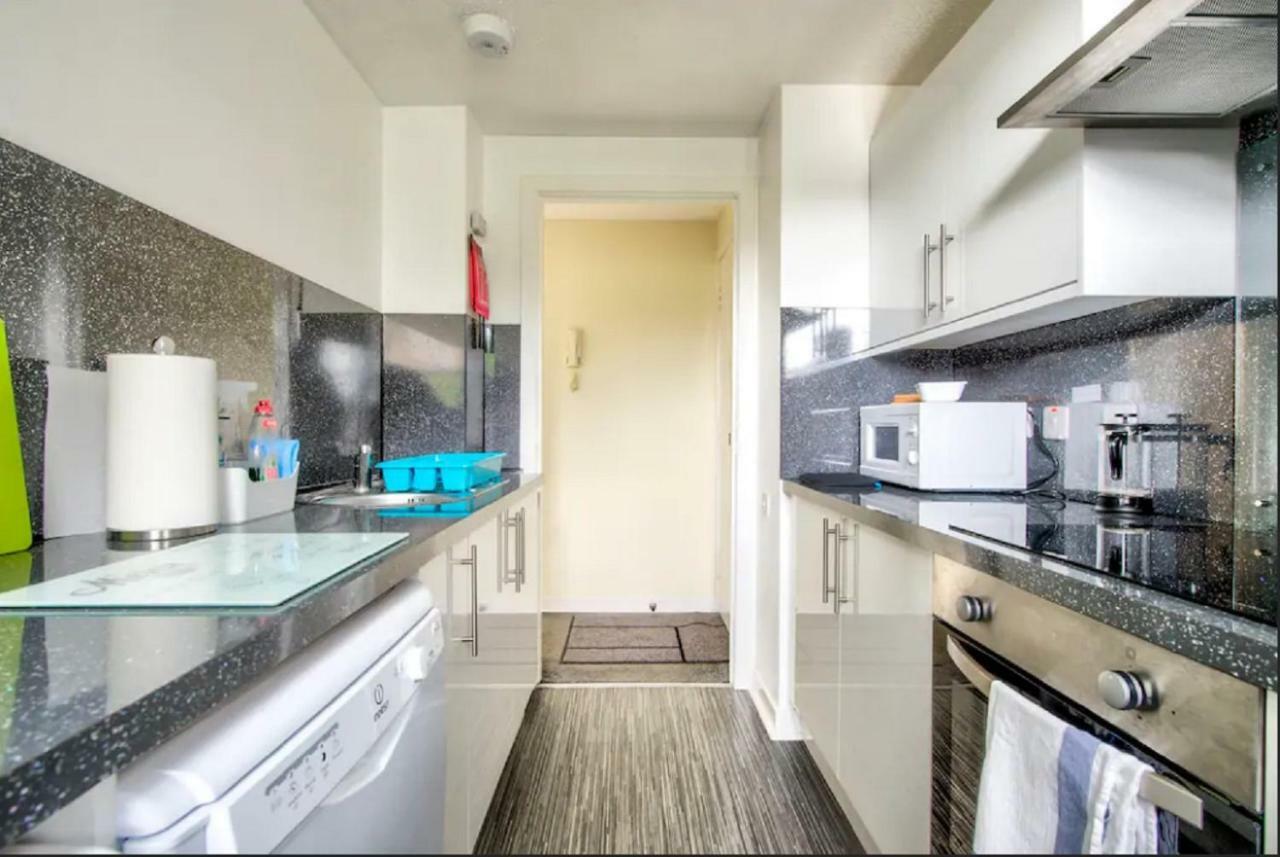Charming 1 Bed Apartment With Castle View Edinburgh Dış mekan fotoğraf